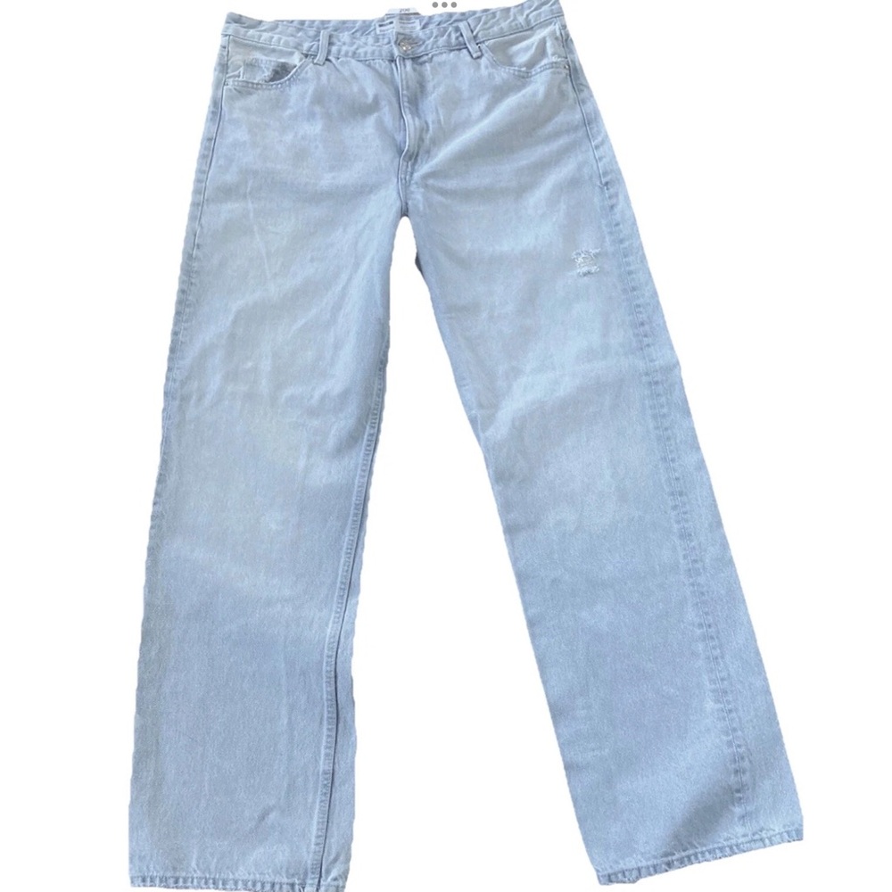 Bershka Loose Fit Straight Leg Light Wash Jeans, Women’s size 10